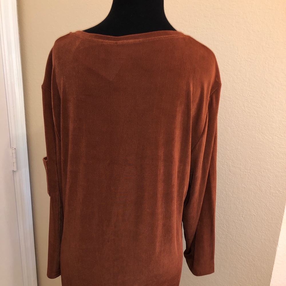 NWT CHICOS TOP - Picture 2 of 4
